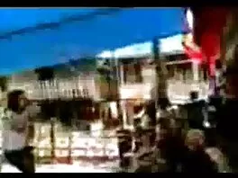 Impilare adolescenti uno trans lesbiche video sopra l'altro in un caldo FFM